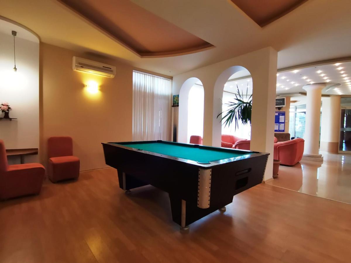 Hotel Paris Relax Zone Balchik Exterior photo