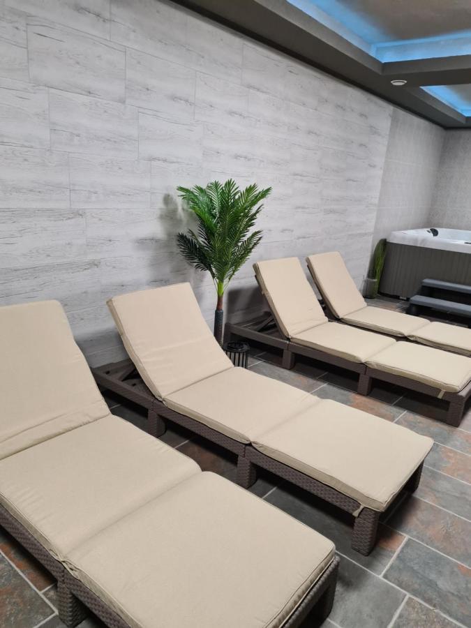 Hotel Paris Relax Zone Balchik Exterior photo