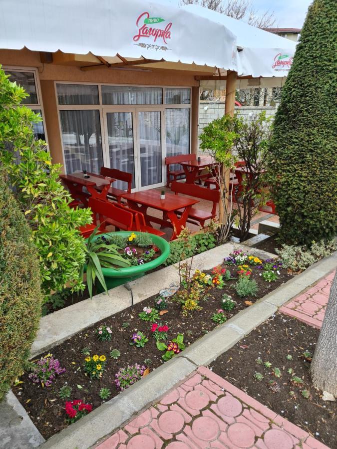 Hotel Paris Relax Zone Balchik Exterior photo